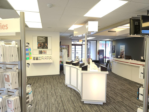 Cell Phone Store «Verizon Authorized Retailer, TCC», reviews and photos, 2190 Southport Rd #13, Spartanburg, SC 29302, USA