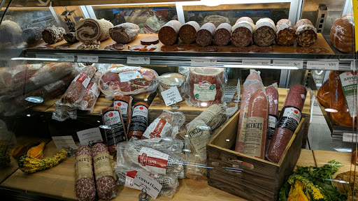 Grocery Store «Whole Foods Market», reviews and photos, 1800 Laskin Rd, Virginia Beach, VA 23454, USA