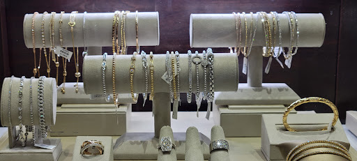 Jeweler «Dominion Jewelers LLC», reviews and photos, 917 W Broad St, Falls Church, VA 22046, USA