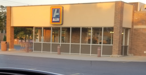 Supermarket «ALDI», reviews and photos, 24130 Van Born Rd, Dearborn Heights, MI 48125, USA