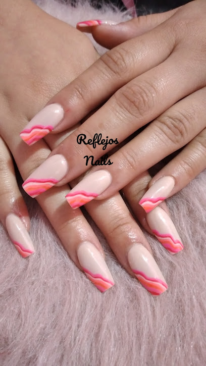 Reflejos nails