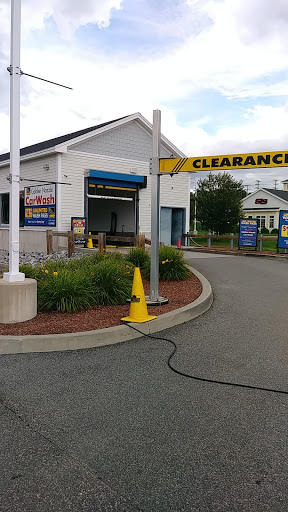 Golden Nozzle Car Wash en Sanford