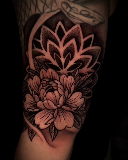 Explore small tattoo ideas for family, creative tattoo ideas in San Antonio, available at Firme Copias Tattoo Studio