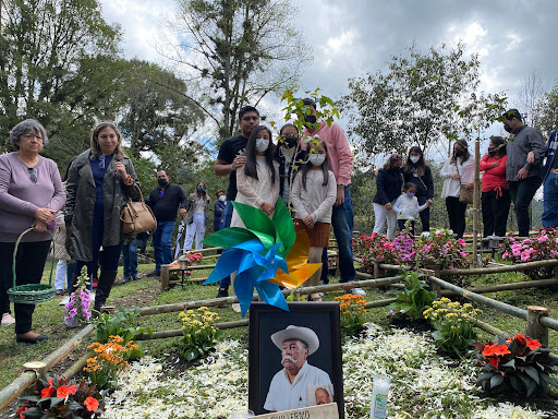 Bosque de Vida: Memorial Ecológico en Coatepec