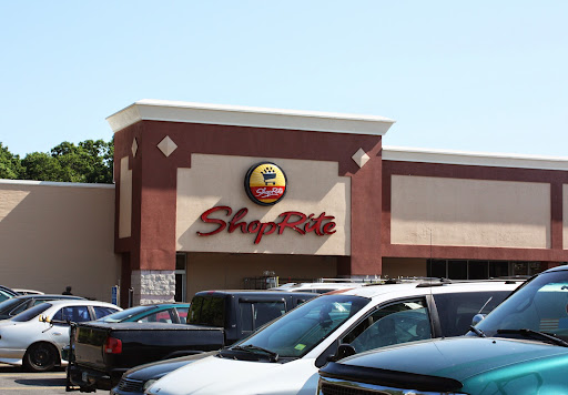 Shopping Mall «Prospect Plaza Shopping Center», reviews and photos, 18-54 Kane St, West Hartford, CT 06101, USA