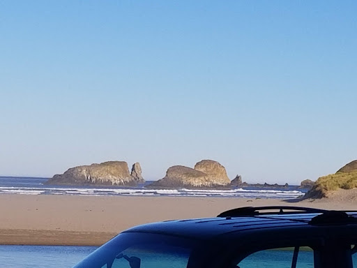 Auto Repair Shop «Gary’s Cannon Beach Service Center Inc.», reviews and photos, 280 N Hemlock St, Cannon Beach, OR 97110, USA