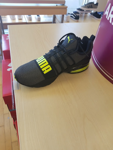 Shoe Store «Rack Room Shoes», reviews and photos, 9600 S Interstate Hwy 35 N100, Austin, TX 78748, USA