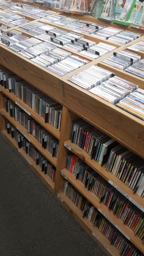 Book Store «Half Price Books», reviews and photos, 2041 Ford Pkwy, St Paul, MN 55116, USA