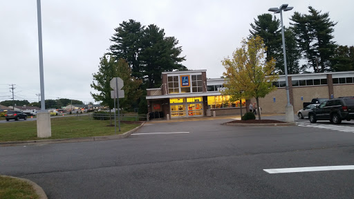 Supermarket «ALDI», reviews and photos, 332 Boston Post Rd, North Windham, CT 06256, USA