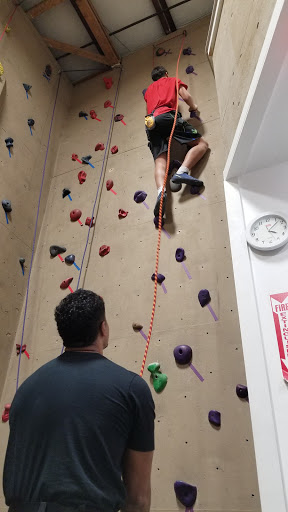 Rock Climbing Gym «Garden State Rocks», reviews and photos, 705 Ginesi Dr, Morganville, NJ 07751, USA