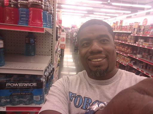 Laundromat «SuperSuds», reviews and photos, 911 S Duke St, Lancaster, PA 17602, USA