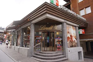 Lindt Chocolate Shop Zermatt image