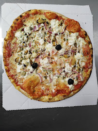 Plats et boissons du Pizzas à emporter Pizza Scaramouche Cholet pk3 Le Centre - La fabrique à pizza - n°19