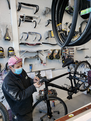 Bicycle Repair Shop «Bicycle Doctor», reviews and photos, 133 Grand St, Brooklyn, NY 11211, USA
