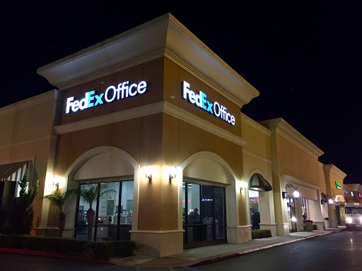 Print Shop «FedEx Office Print & Ship Center», reviews and photos, 1303 E Katella Ave, Orange, CA 92867, USA