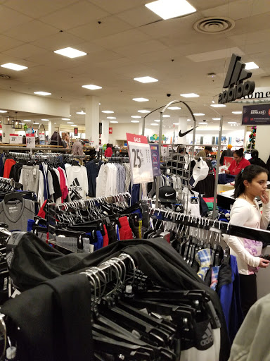 Department Store «JCPenney», reviews and photos, 428 Woodbridge Center Dr, Woodbridge, NJ 07095, USA