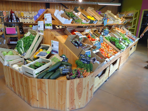 Magasin d'alimentation bio SAVEUR NATURE BIOMONDE Belleville-en-Beaujolais