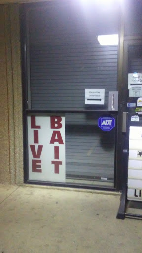 Outdoor Sports Store «Shakopee Fishing & Firearms», reviews and photos, 574 Marschall Rd, Shakopee, MN 55379, USA