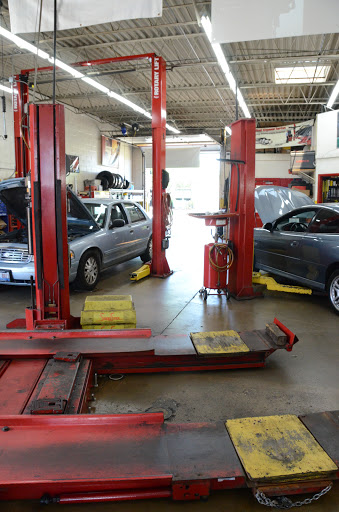 Auto Repair Shop «Schaumburg Automedics Inc.», reviews and photos, 503 Lunt Ave, Schaumburg, IL 60193, USA