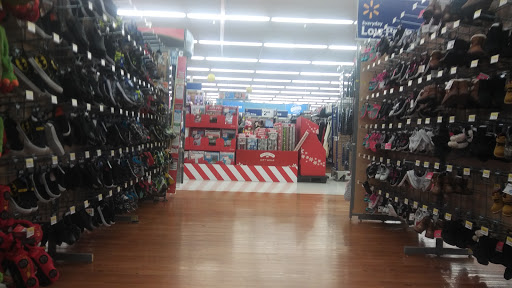 Discount Store «Walmart», reviews and photos, 555 E Townline Rd, Vernon Hills, IL 60061, USA