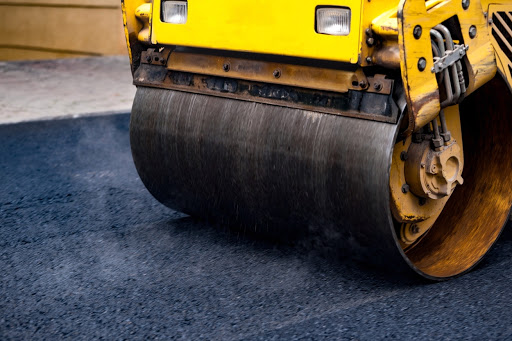 D&B Ashpalt Paving & Sealing Contractors