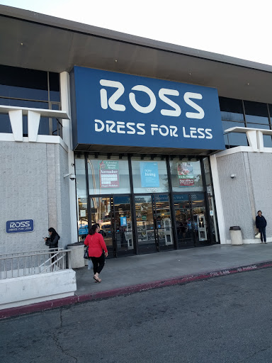 Clothing Store «Ross Dress for Less», reviews and photos, 13750 Riverside Dr, Sherman Oaks, CA 91423, USA