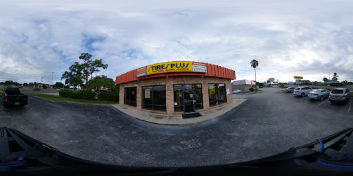 Tire Shop «Tires Plus», reviews and photos, 410 E Eau Gallie Blvd, Indian Harbour Beach, FL 32937, USA