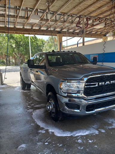 Punta Gorda Car Wash-Self Services en Punta Gorda