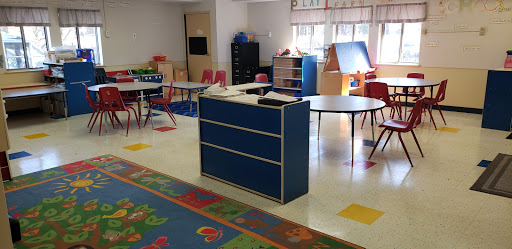 Day Care Center «Herndon KinderCare», reviews and photos, 801 Locust St, Herndon, VA 20170, USA