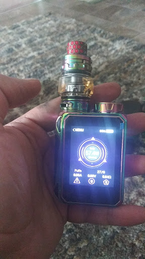 Vaporizer Store «Woodstock Vape & Glass Gallery», reviews and photos, 46699 Van Dyke, Shelby Charter Township, MI 48317, USA