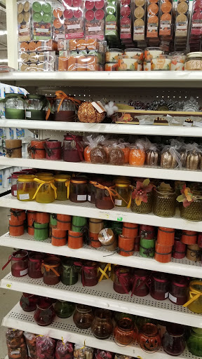 Shopping Mall «Rivercrest Shopping Center», reviews and photos, 13120 Rivercrest Dr, Crestwood, IL 60445, USA