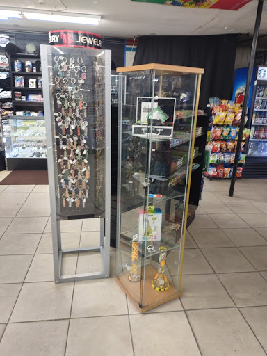 Tobacco Shop «Smokeyz Smoke Shop», reviews and photos, 410 Euclid St #7, Anaheim, CA 92802, USA