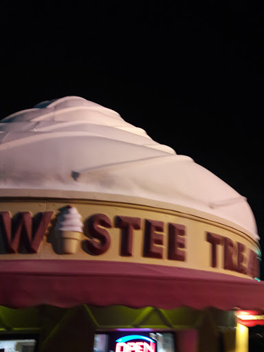 Ice Cream Shop «Twistee Treat», reviews and photos, 7449 Laredo Dr, Hudson, FL 34667, USA