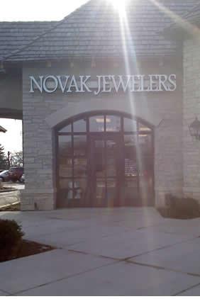 Jewelry Store «Novak Jewelers», reviews and photos, 14442 Clayton Rd, Ballwin, MO 63011, USA