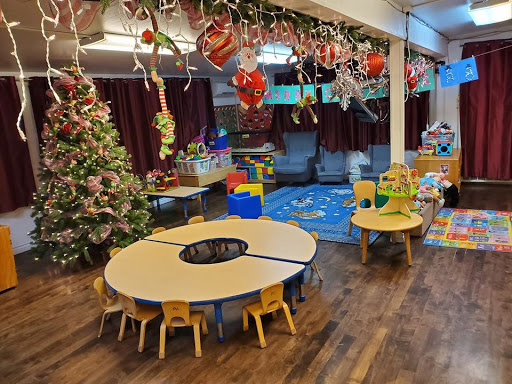 Day Care Center «Penny & Peggy Nairn 24 Hour Childcare, Inc», reviews and photos, 9213 N Columbus Ave, North Hills, CA 91343, USA
