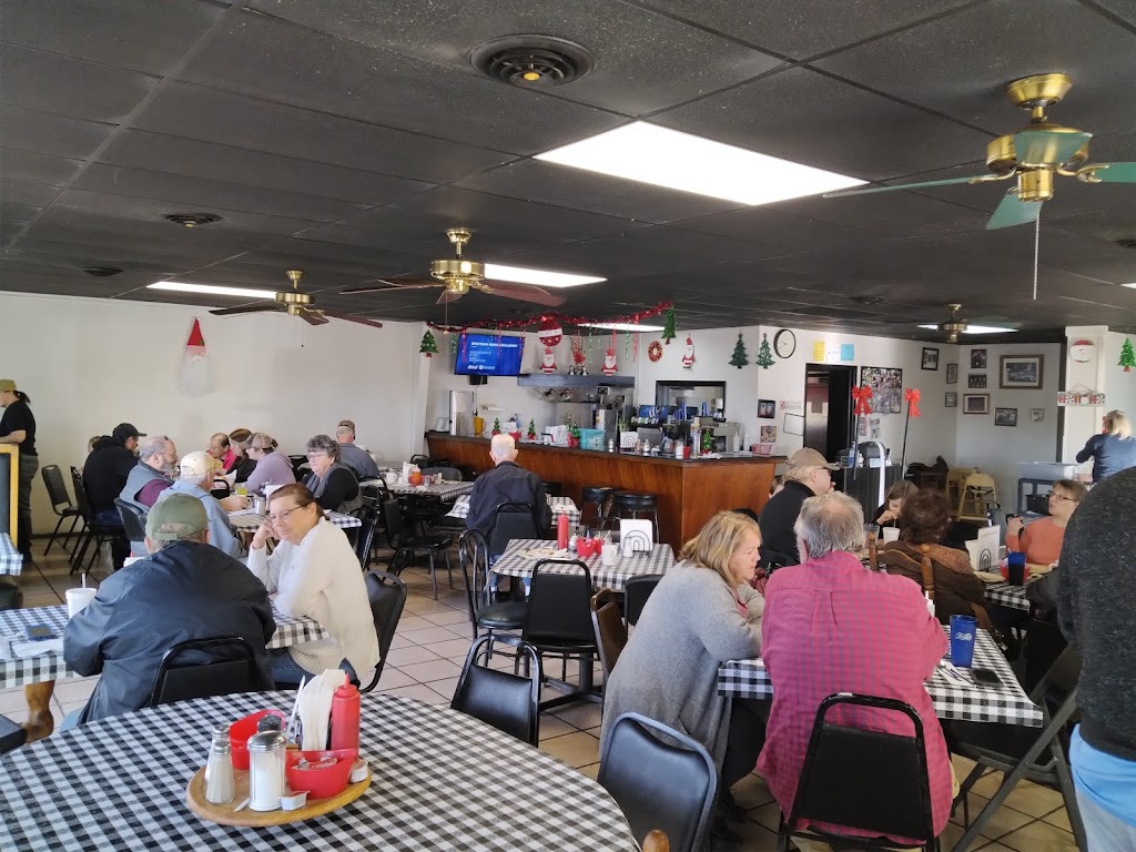 Ocie's Restaurant 27030