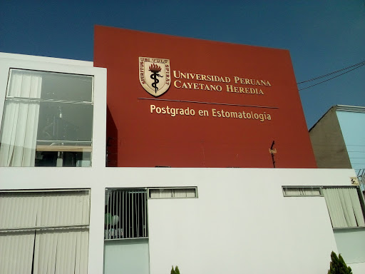 Universidad Peruana Cayetano Heredia Postgrado en Estomatología