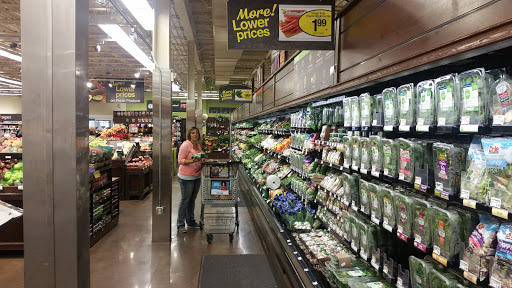 Grocery Store «Kroger», reviews and photos, 310 W North St, Kendallville, IN 46755, USA
