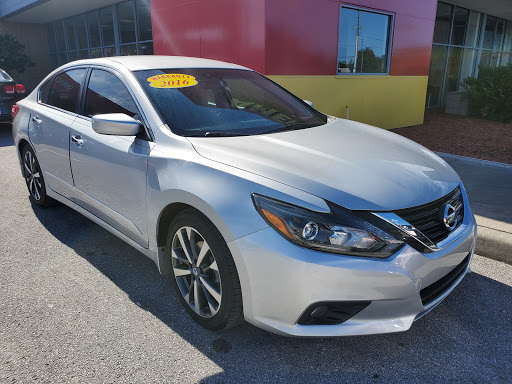 Used Car Dealer «American Car Center», reviews and photos, 8350 Park Blvd N, Seminole, FL 33777, USA