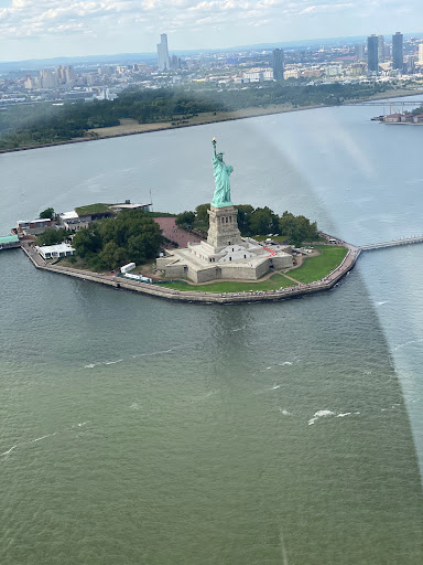 Tourist Attraction «Manhattan Helicopters», reviews and photos, 6 E River Piers, New York, NY 10005, USA