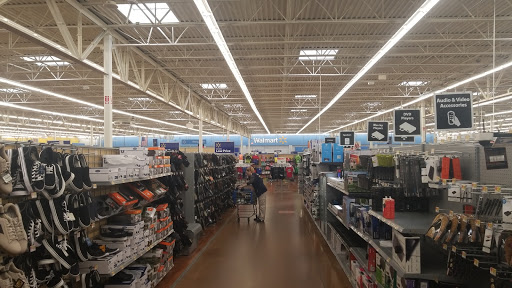 Department Store «Walmart Supercenter», reviews and photos, 2321 Charles St, Anderson, IN 46013, USA