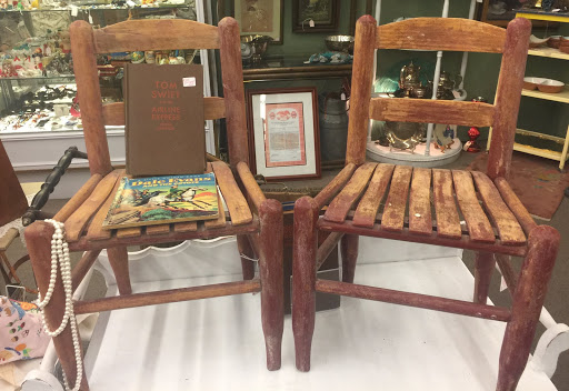 Vintage furniture in Phoenix