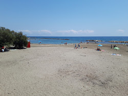 Fotografie cu Spiaggia Santo Stefano al Mare zona parțial reamenajată