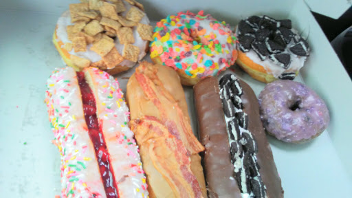 Donut Shop «Rainbow Donuts», reviews and photos, 12307 Imperial Hwy, Norwalk, CA 90650, USA