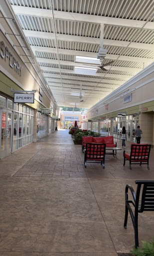 Outlet Mall «The Outlet Shoppes», reviews and photos, 915 Ridgewalk Pkwy, Woodstock, GA 30188, USA