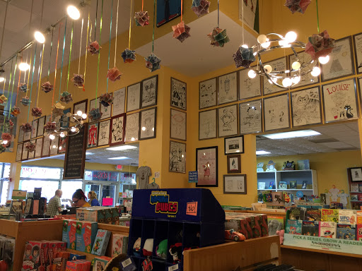 Book Store «Little Shop of Stories», reviews and photos, 133 E Court Square # A, Decatur, GA 30030, USA