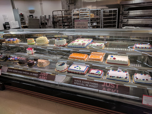 Supermarket «Giant Eagle Supermarket», reviews and photos, 5990 University Blvd #4, Coraopolis, PA 15108, USA