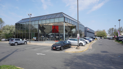 Leckner Nissan of Springfield, 6570 Amherst Ave, Springfield, VA 22150, USA, 