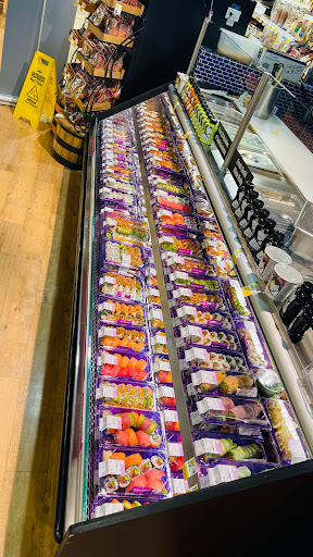 Grocery Store «Super Foodtown of North Haledon», reviews and photos, 1068 High Mountain Rd, North Haledon, NJ 07508, USA