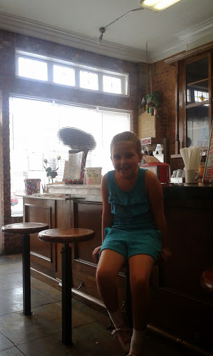 Restaurant «Miller Drug Ice Cream & Soda Shoppe», reviews and photos, 212 1st Ave E, Oneonta, AL 35121, USA